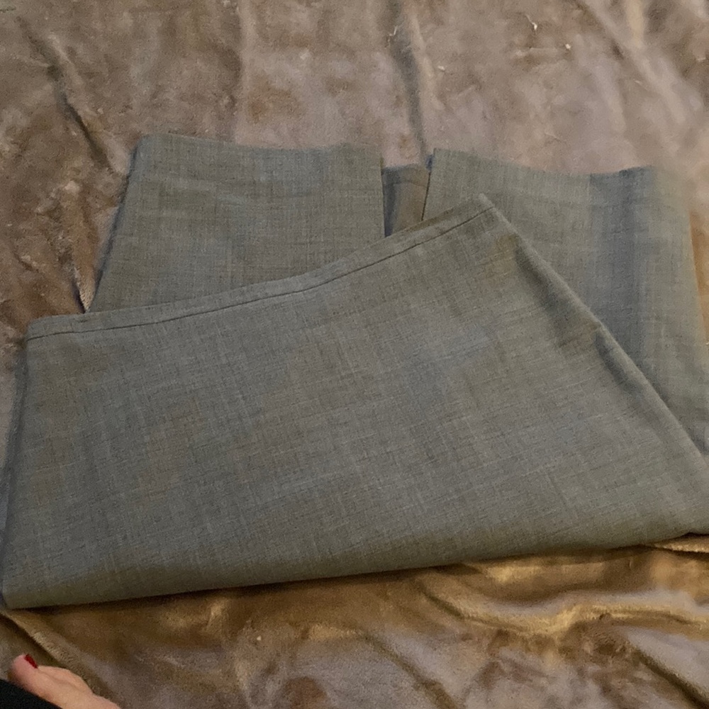Lined wool pencil skirt